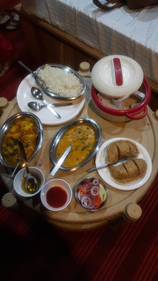 Tirthan Ecostay Gushaini المظهر الخارجي الصورة